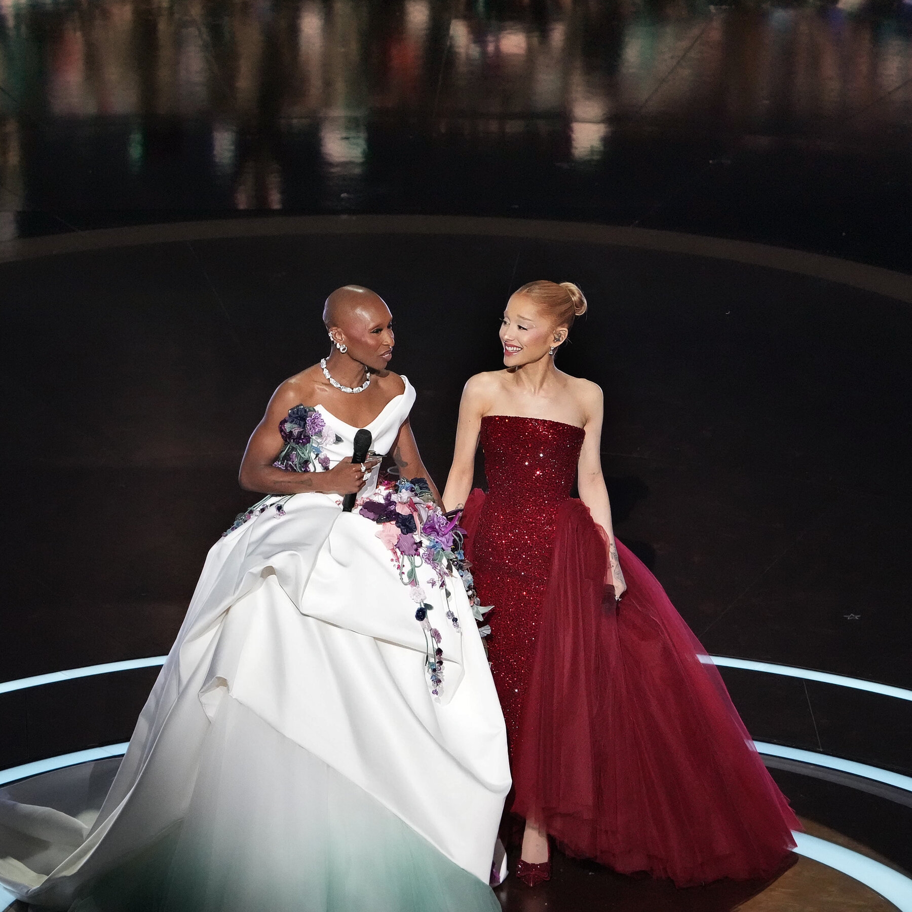 Cynthia Erivo And Ariana Grande Perform Defying Gravity At Oscars The New York Times