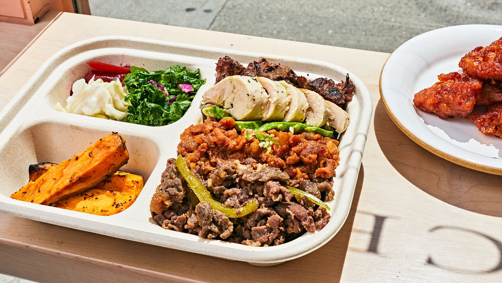 Handsome Rice Serves Beautiful Korean Short Ribs The New York Times Handsome Rice Serves Beautiful Korean Short Ribs The New York Times