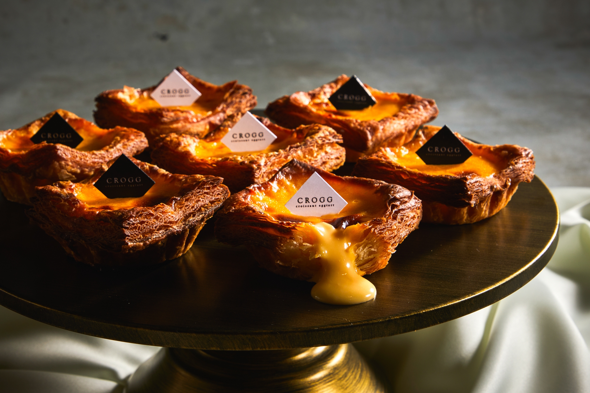 hybrid pastry since 2013 crossword clue