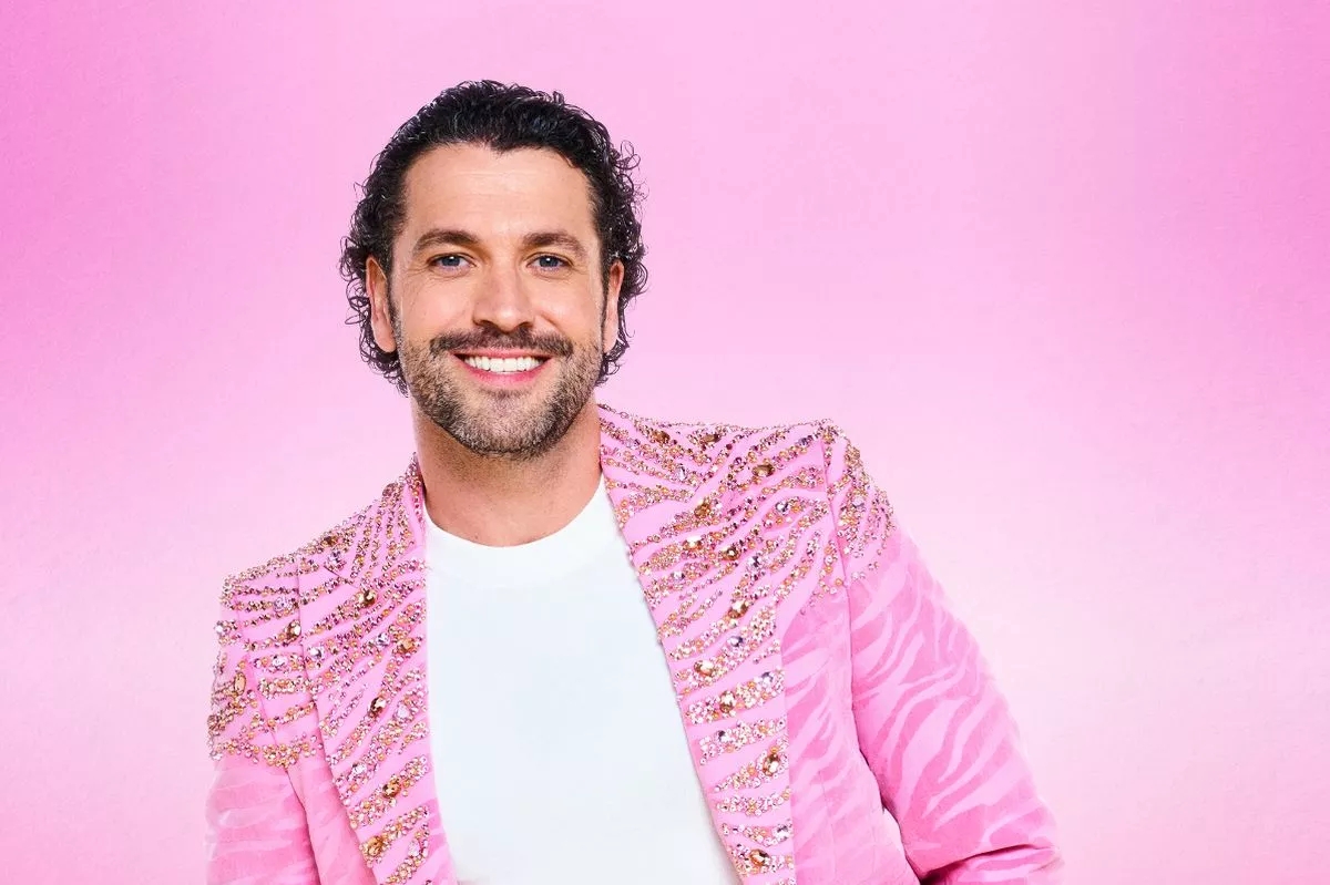 Strictly Star Shayne Ward s Love Life With Famous Fianc e As They Make Soap Comeback The Mirror Strictly Star Shayne Ward s Love Life With Famous Fianc e As They Make Soap Comeback The Mirror